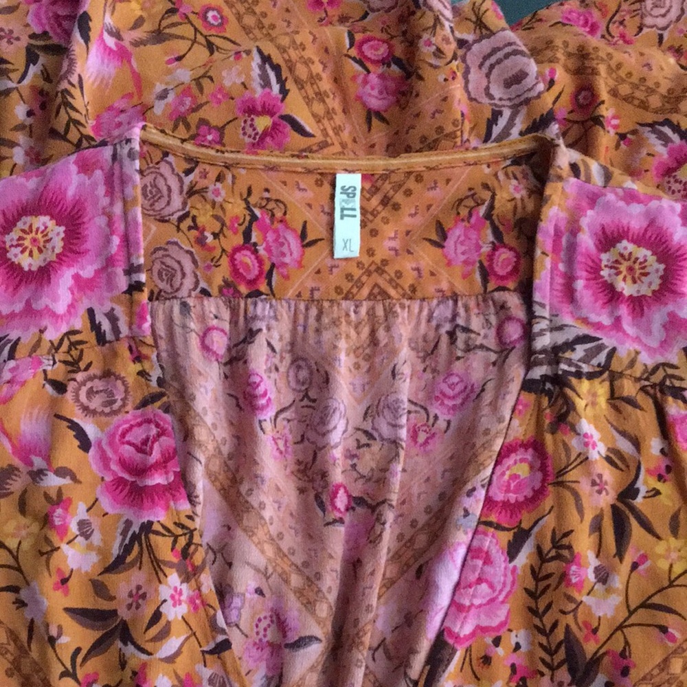 Spell and the Gypsy babushka maxi in Amber XL